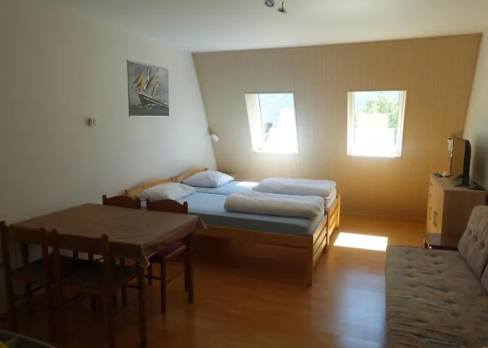 アパート Kaninska Vas